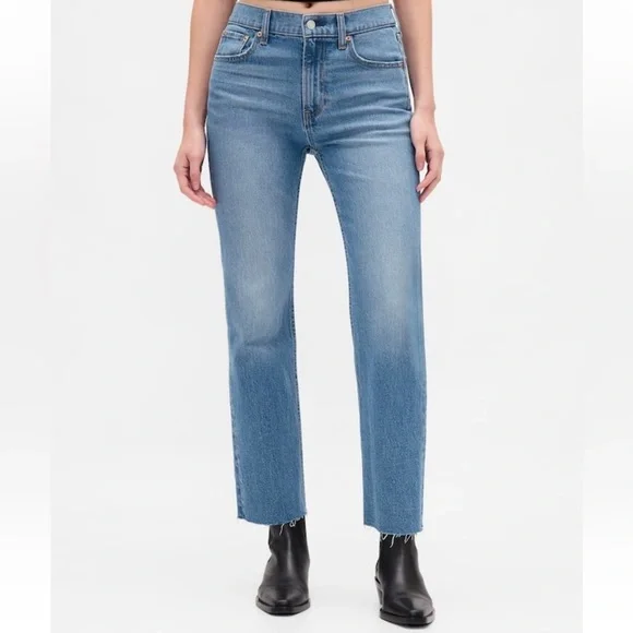 GAP Mid-Wash Medium Indigo High Rise Straight Raw Hem Cropped Jeans size 31 r - Picture 5 of 9